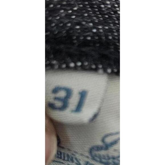 Robin's Jean Women's Straight Leg Riveted Distressed Black Denim Jeans Size 31 - Picture 6 of 11